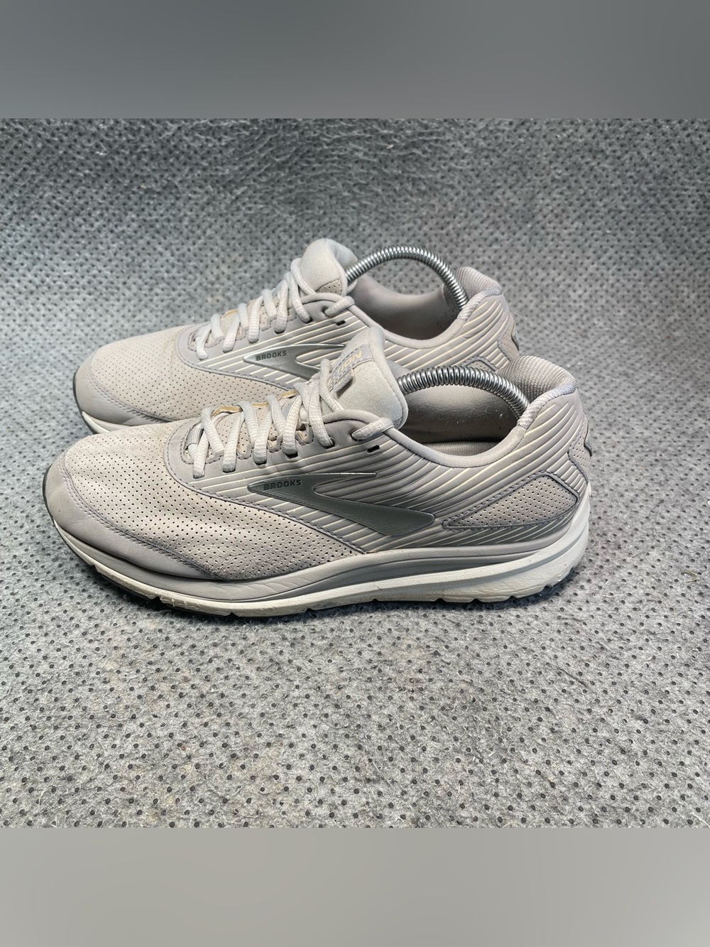 Brooks Addiction Grey Walking Shoes Size 11 Women’s